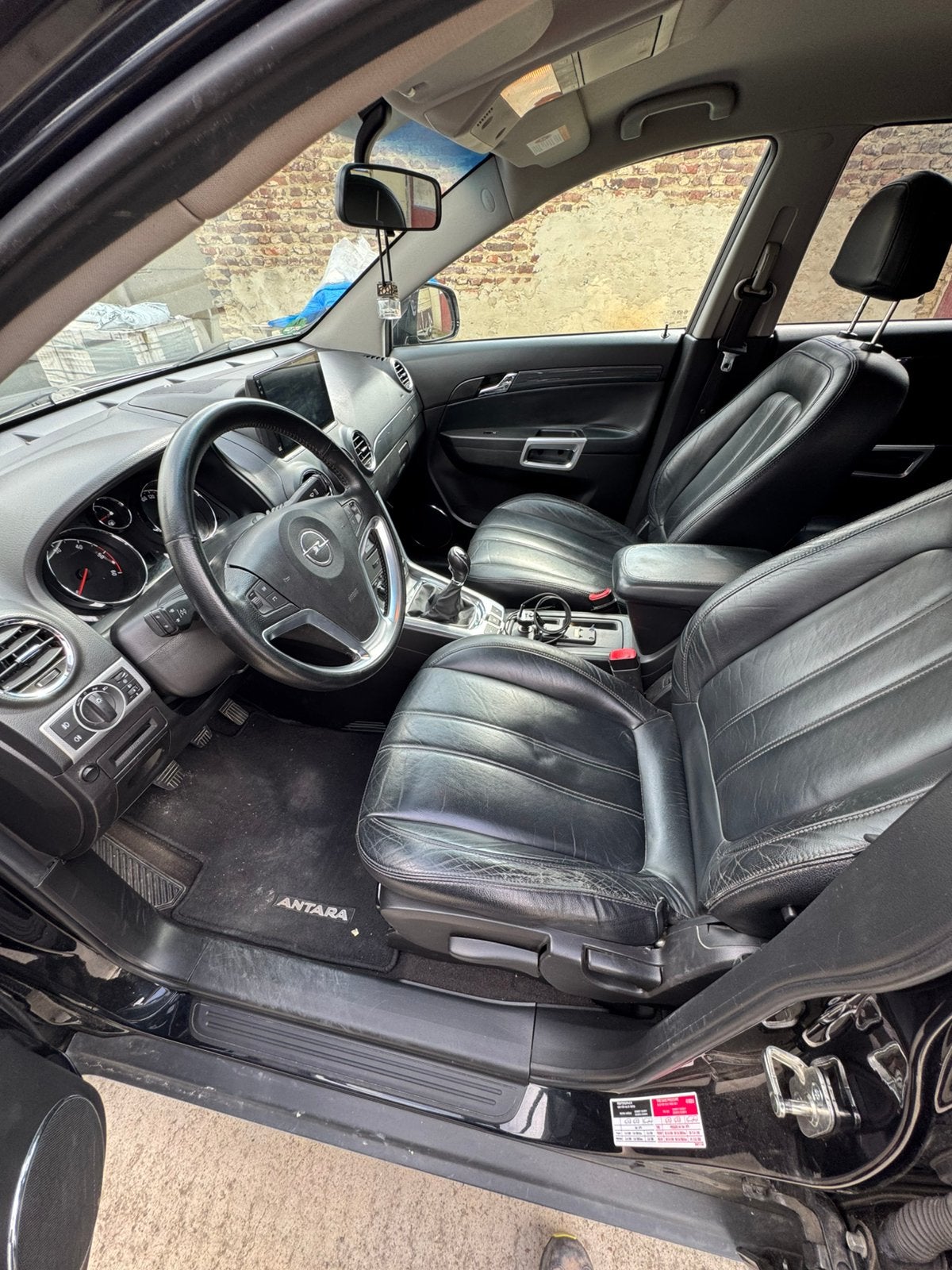 Opel antara, Cuir, Boîte manuelle, Entretenue par le concessionnaire, Particulier