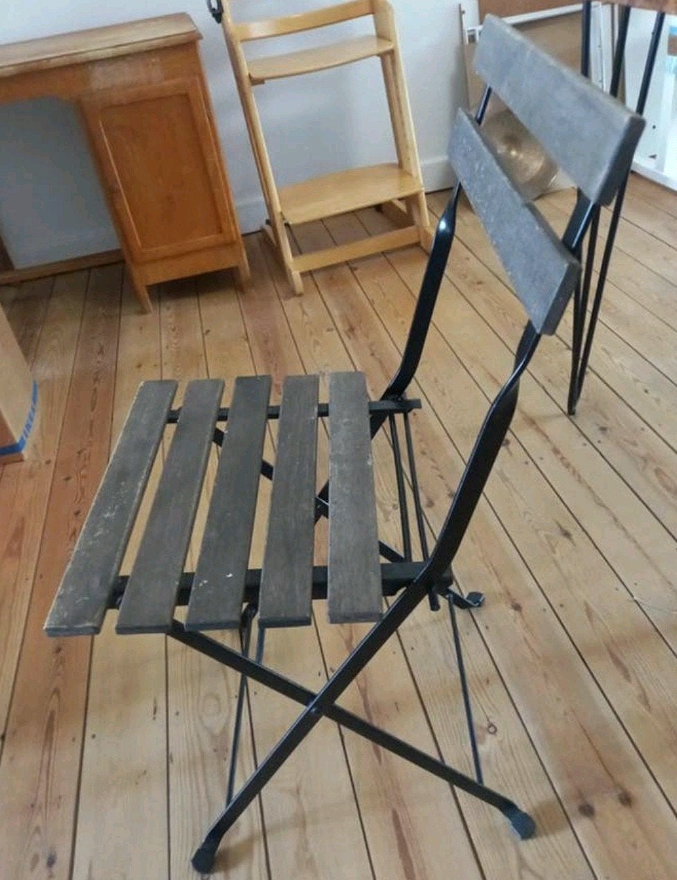Disponible  Chaise pliante, Enlèvement, Utilisé, Bois, Pliant