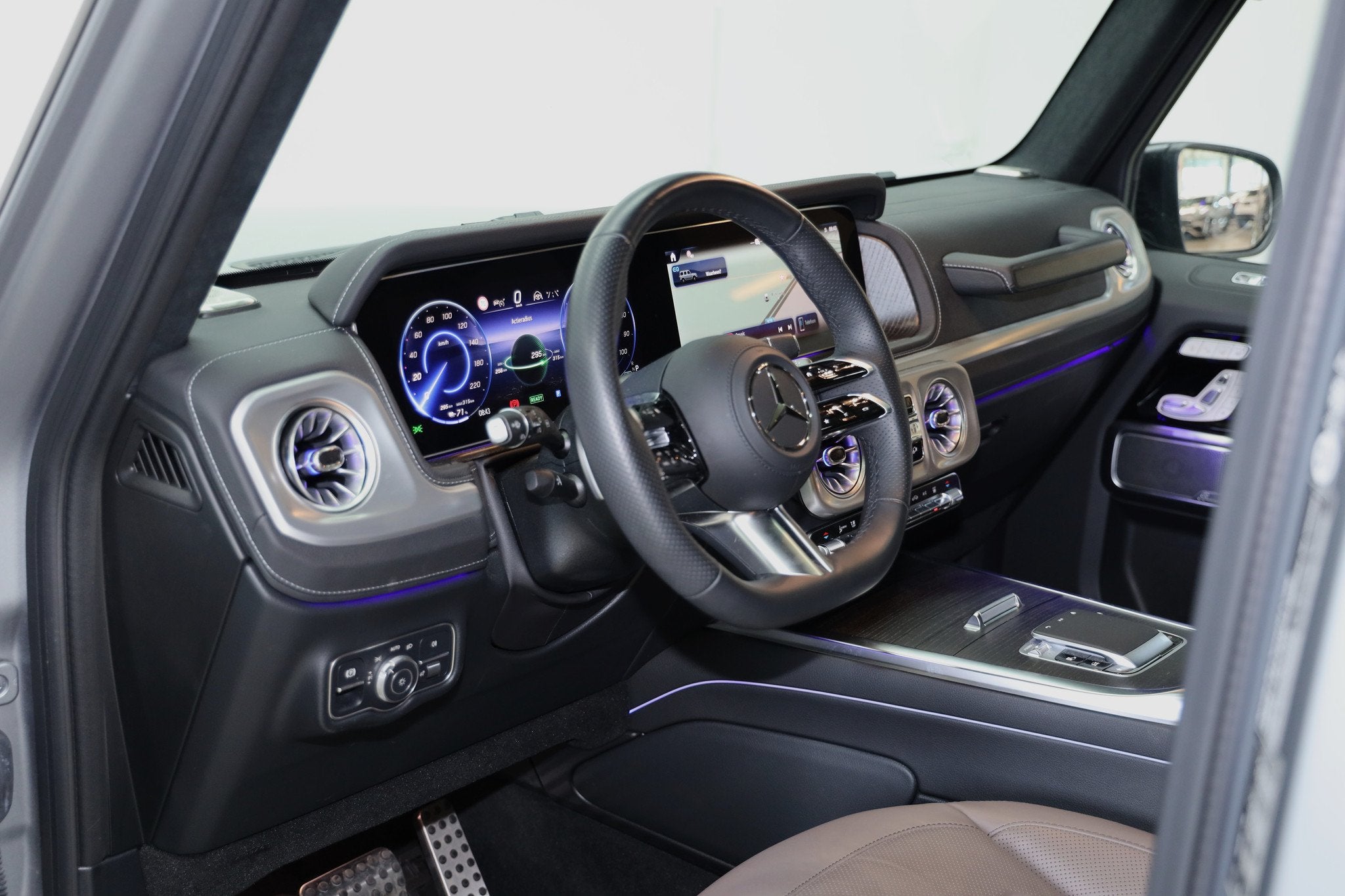 Mercedes-Benz G-Klasse 580 EQ AMG-Line Night EXCLUSIVE-inter, Autos, Cuir, Argent ou Gris, Achat, Entreprise