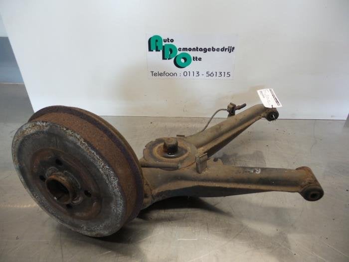 Fusee rechts-achter van een BMW 3-Serie (3-Serie 82-), Gebruikt, -, -, Ophalen of Verzenden
