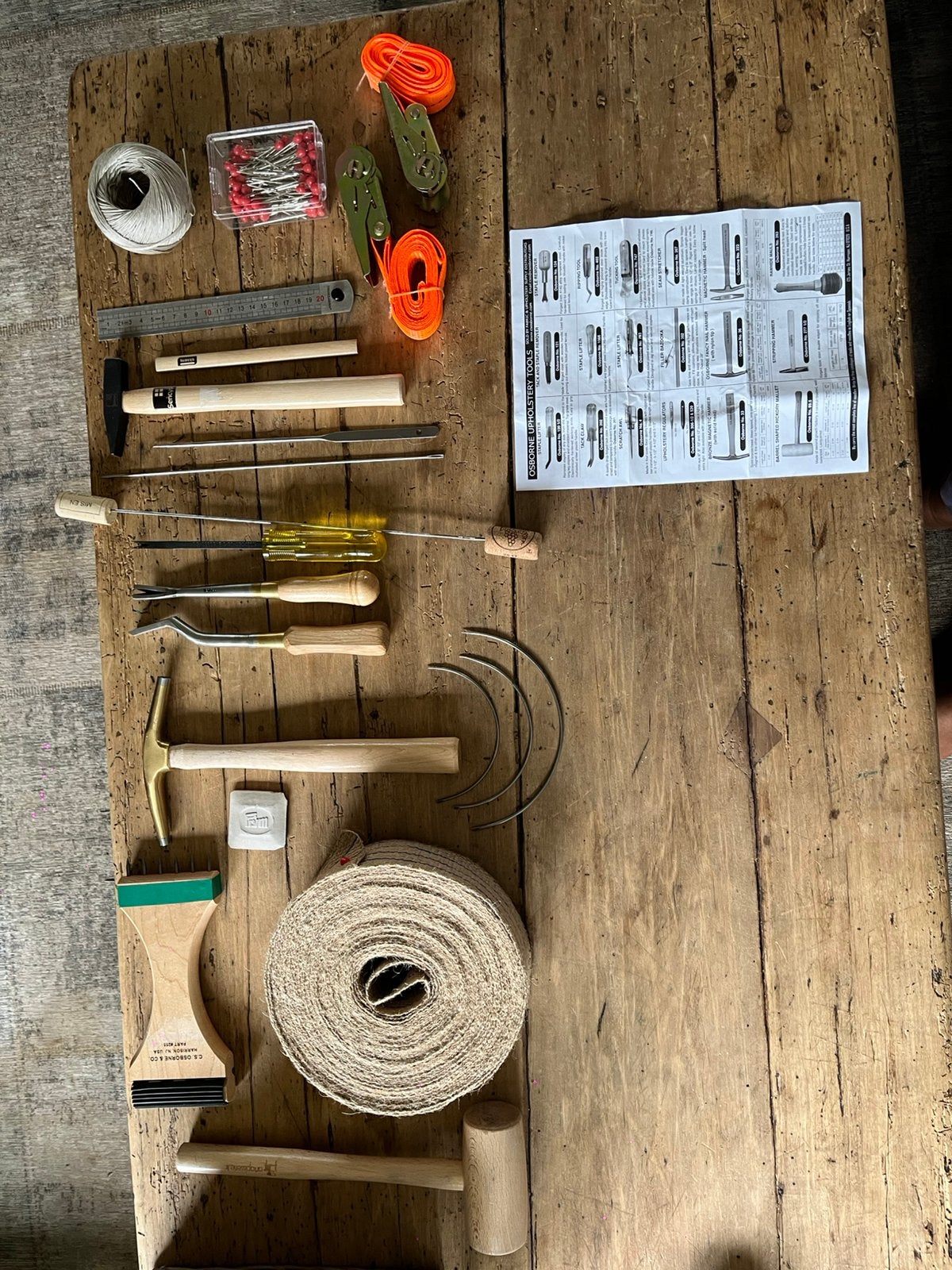 Materiel de tapissizr -garnisseur, Enlèvement, Comme neuf