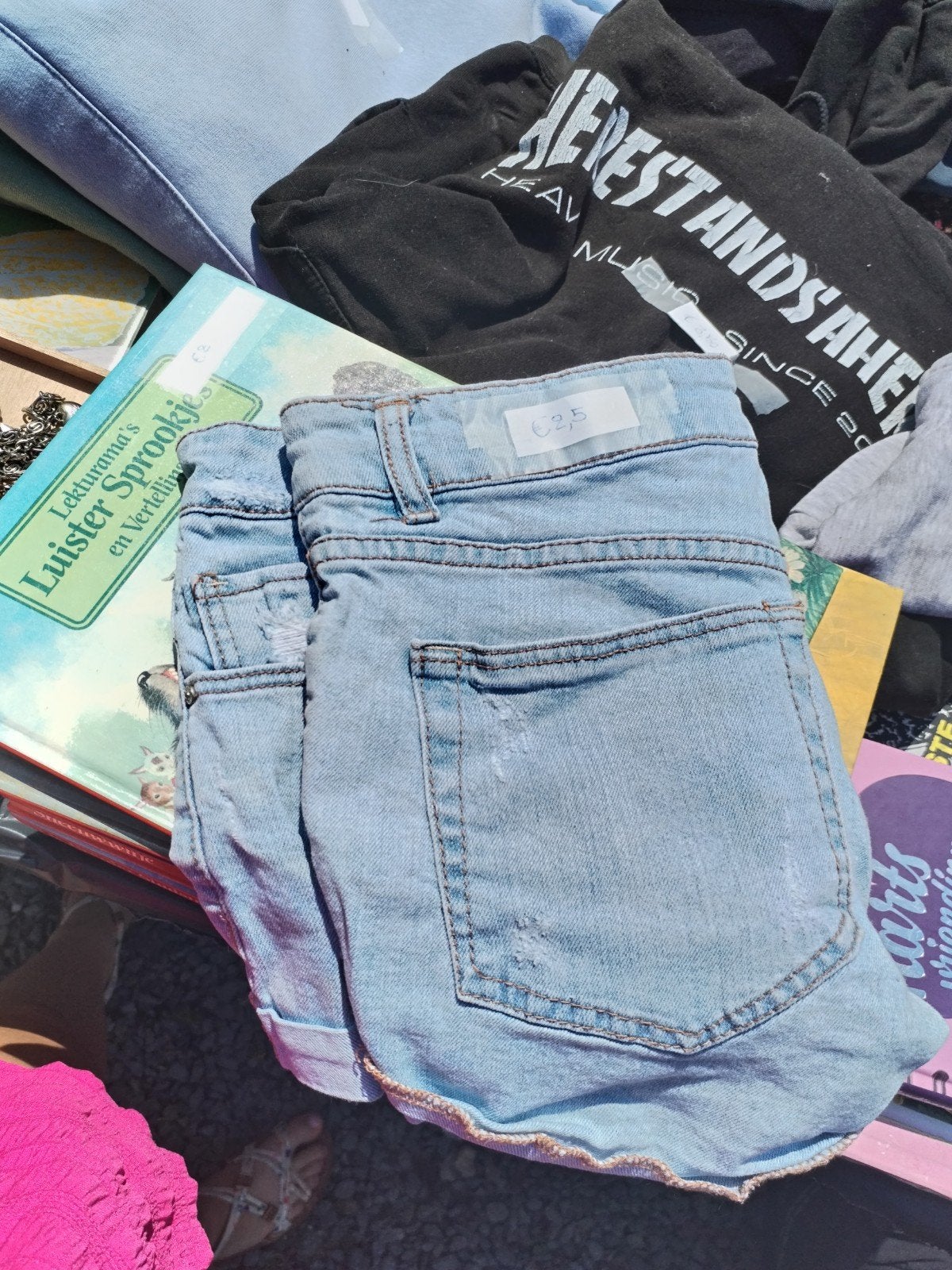 Jeans short maat 34, Vêtements | Femmes, Jeans, Enlèvement, Porté, Bleu, W27 (confection 34) ou plus petit