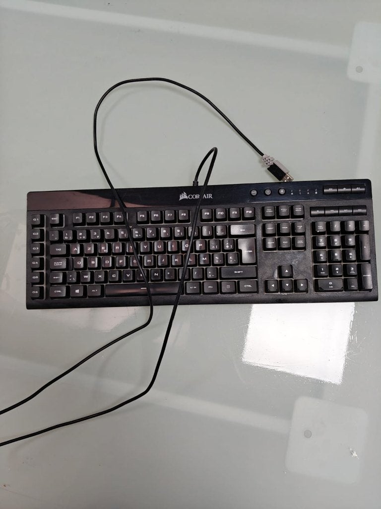 Toetsenbord corsair AZERTY, Clavier gamer, Enlèvement ou Envoi, Azerty, Utilisé