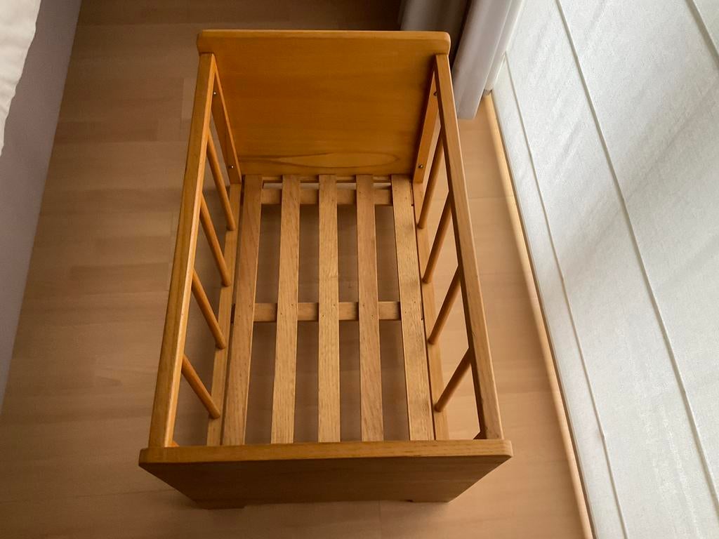 Poppenbedje, Kinderen en Baby's, Ophalen, Zo goed als nieuw