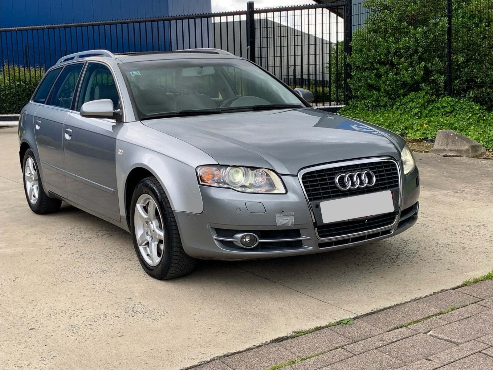 Audi a4 brek Anne 2006 2.5 diesel boite automatique, Autos, Achat, Radio, A4, Automatique
