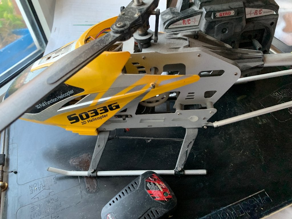Hélicoptère SYMA SO33G, Hobby & Loisirs créatifs, Autres marques, Enlèvement ou Envoi, Comme neuf, 1:72 à 1:144