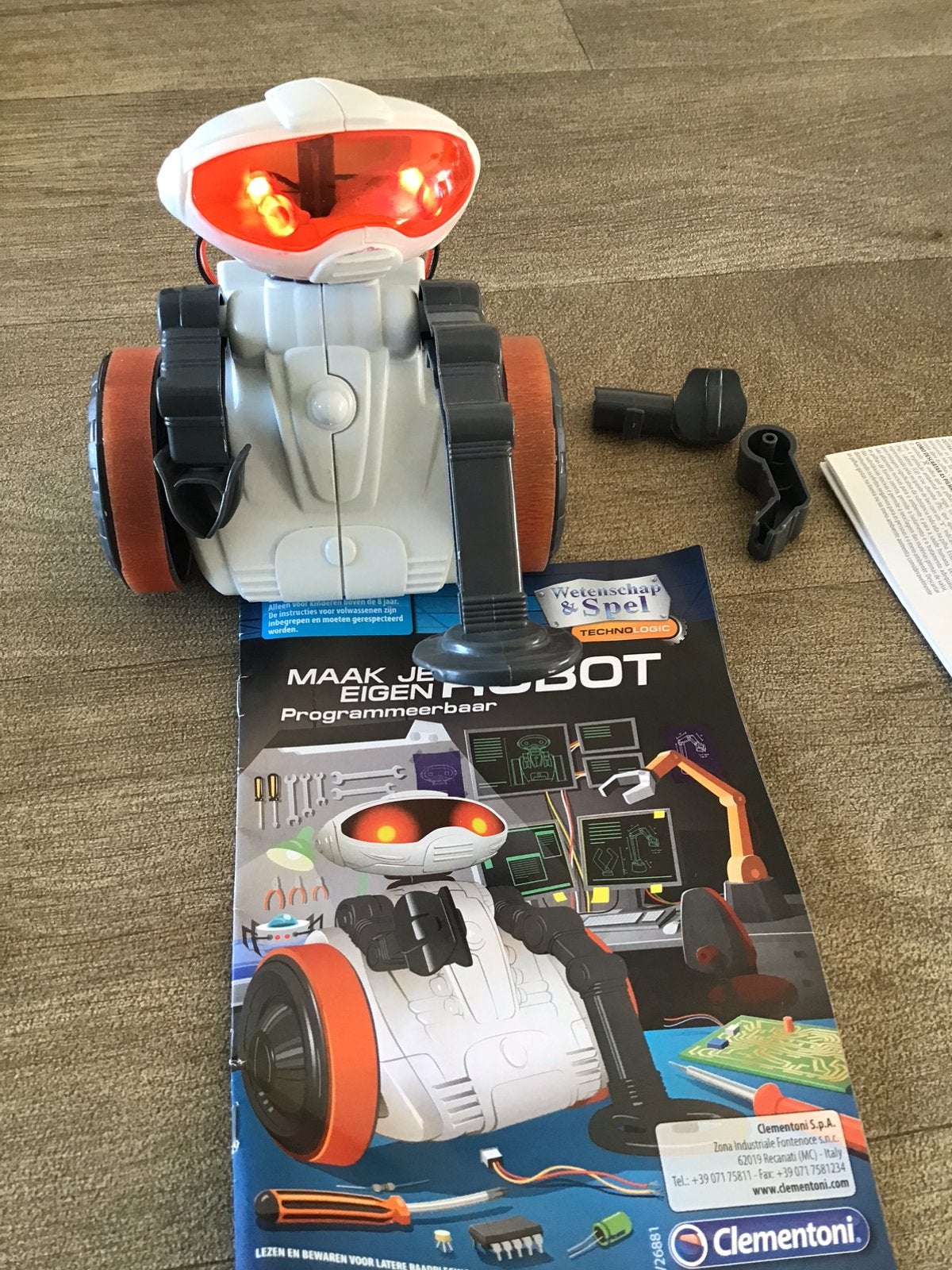 Maak je eigen ROBOT programmeerbaar ., Ophalen of Verzenden, Zo goed als nieuw