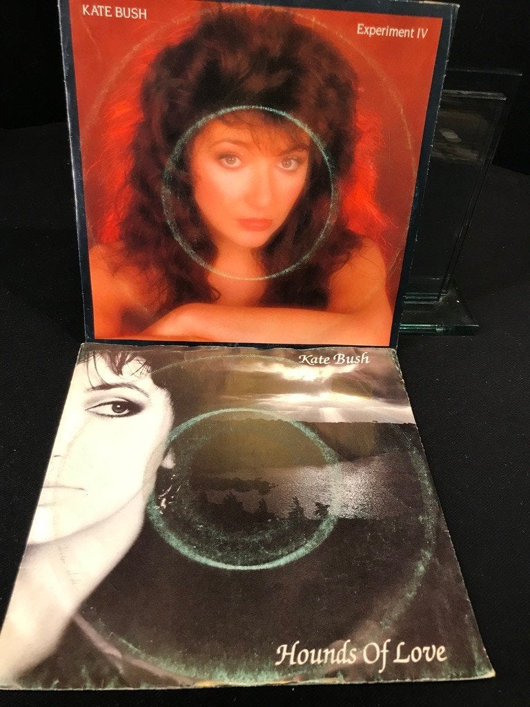 KATE BUSH Singles, Gebruikt, Originele persing, 7 inch, Ophalen of Verzenden