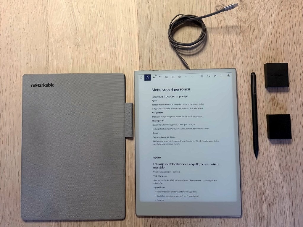 reMarkable Paper Pro Tablet met Marker Plus & Book Folio, Computers en Software, Ophalen of Verzenden, Zo goed als nieuw, Draadloos