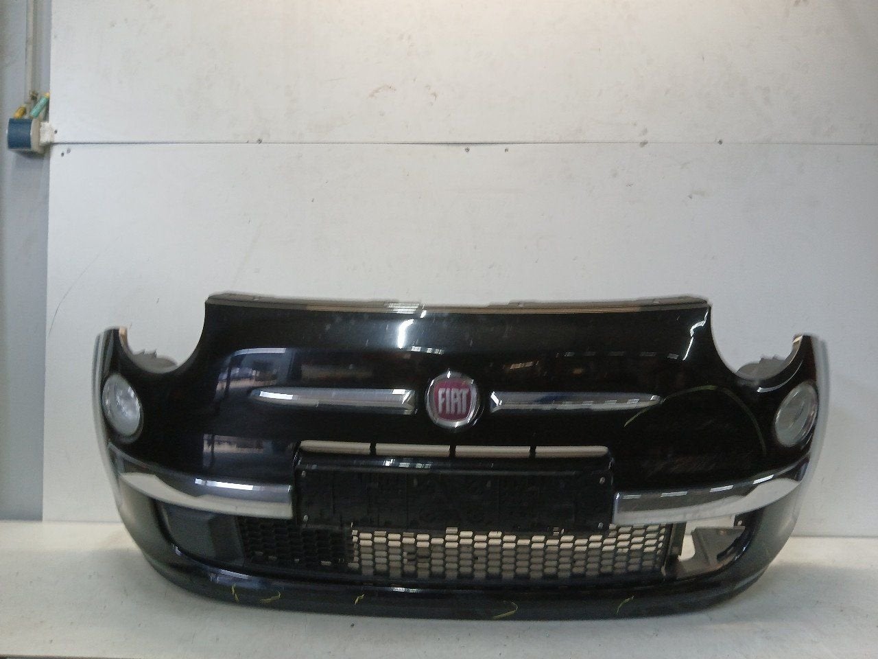 Bumper voor Fiat 500, Van der Ven Autorecycling B.V., Ettenseweg 76, 4706 PB Roosendaal, The Netherlands, Utilisé, Avant