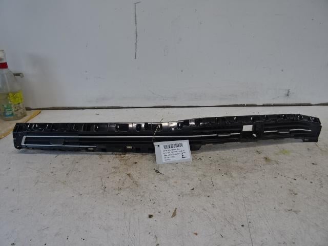 DIVERS DIVERS Volkswagen Golf VIII (CD1) (01-2019/-), Volkswagen, Mevr. I. Hauben, Utilisé, Rue de l'Espoir 34 34
4030  GRIVEGNÉE, BE