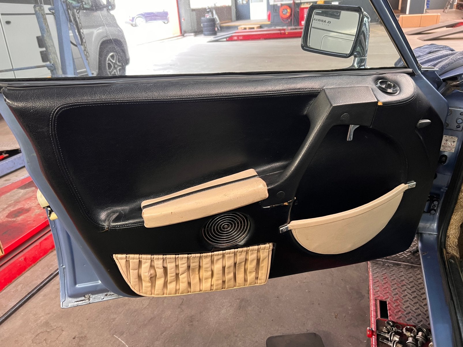 Citroën CX GTI serie 1 deurpanelen gezocht, Enlèvement, Avant, Citroën