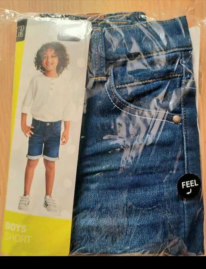 Jeansshort jongen maat 110-116 NIEUW, Kinderen en Baby's, Kinderkleding | Maat 110, Ophalen, Nieuw, Jongen, Broek