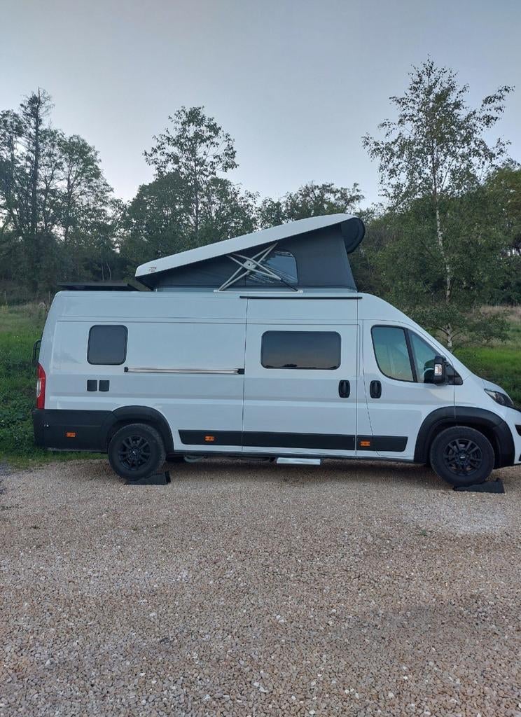 Van bois naturel suspension pneumatique, Jusqu'à 4, 6 à 7 mètres, Toilette à cassette, Fiat