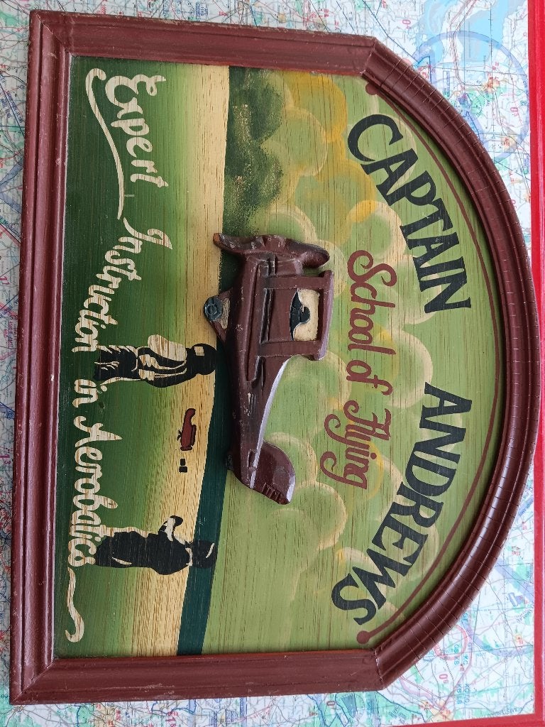 assiette murale vintage en bois Captain Andrews, Antiquités & Art, Enlèvement ou Envoi