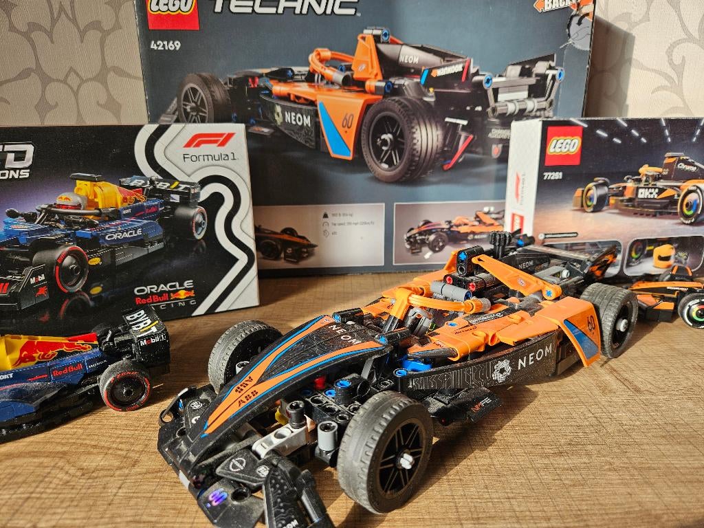 Lego technic 42169 Neom Mclaren Formula E team, Ophalen of Verzenden, Zo goed als nieuw, Complete set, Lego