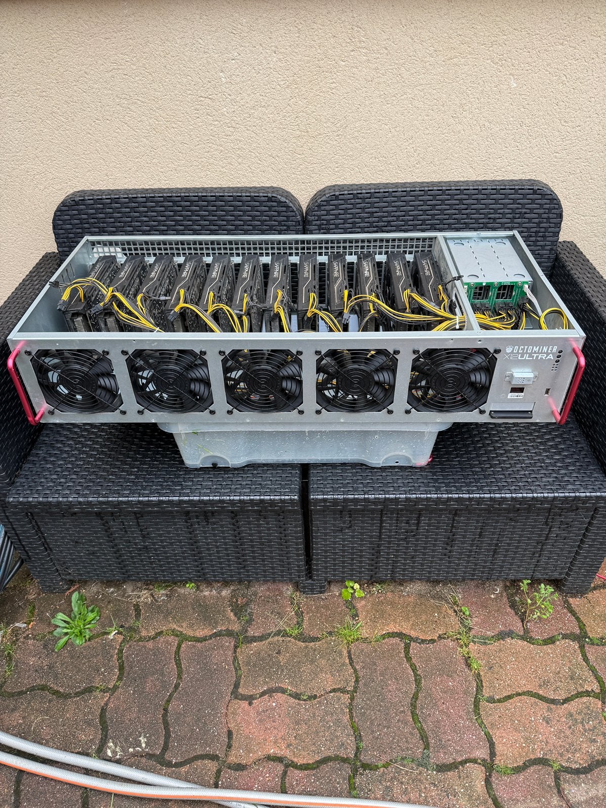 Octominer x12 avec 12 GPU, Computers en Software, Ophalen, Zo goed als nieuw