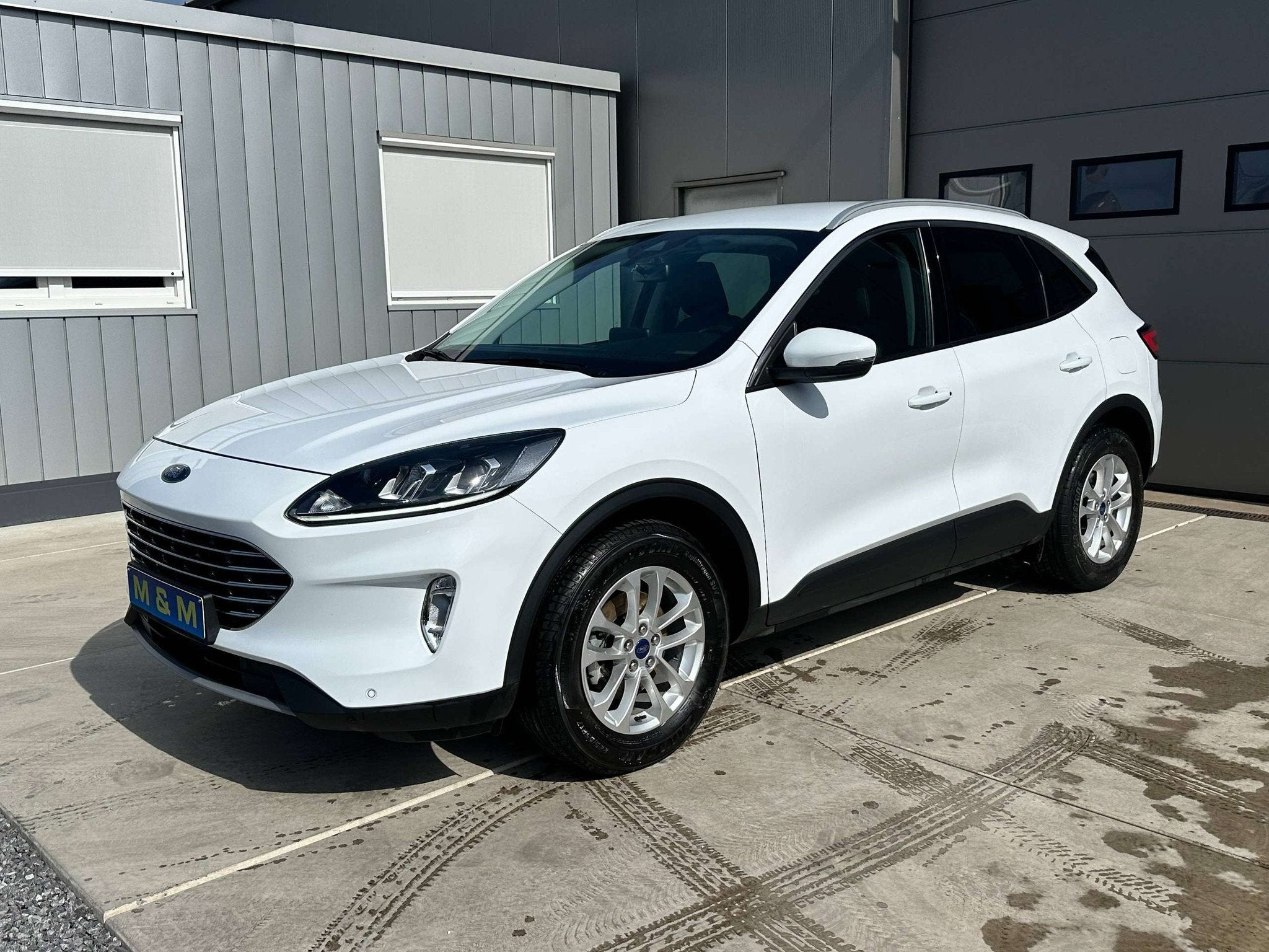 Ford Kuga Kuga 1.5 EcoBoost FWD Titanium * 12M Garantie *, Auto's, 4 cilinders, https://public.car-pass.be/vhr/4ac509cd-1a7f-4631-9e5a-df2017d37f89