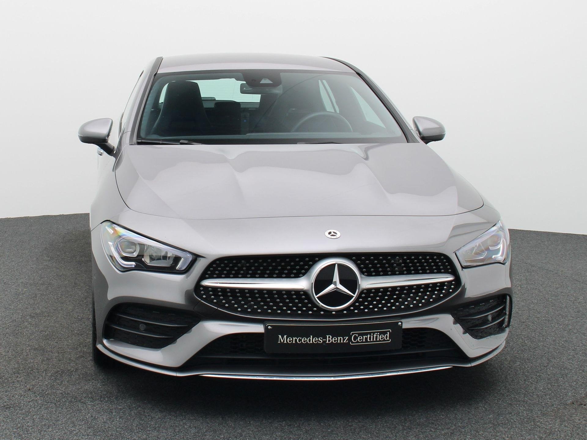 Mercedes-Benz CLA 180 AMG Line SHOOTING BRAKE 1Y USED GARANT, Auto's, Mercedes-Benz, Stof, Gebruikt, Zwart, 4 cilinders
