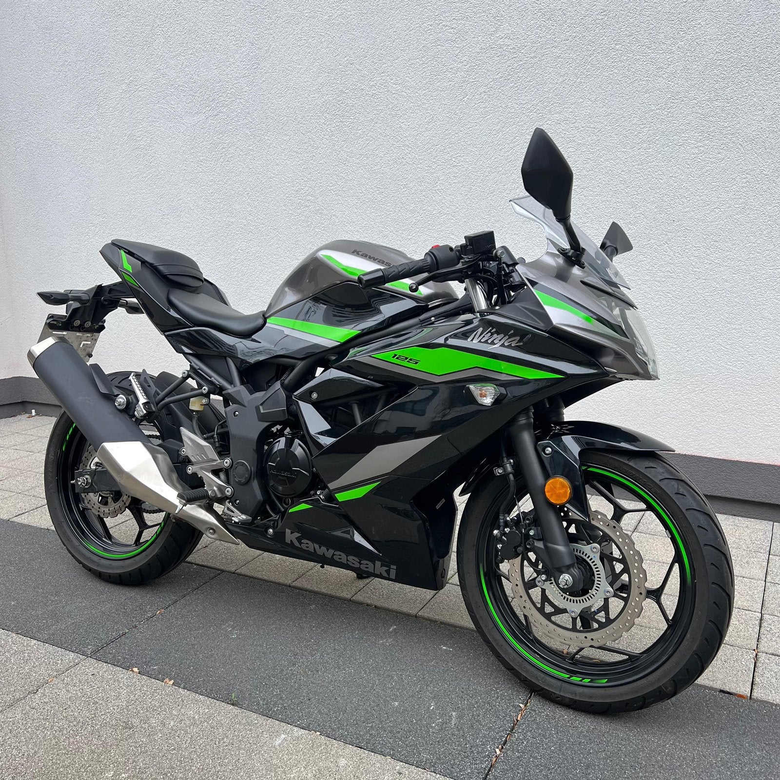 Kawasaki Ninja 125 - 2024, Particulier