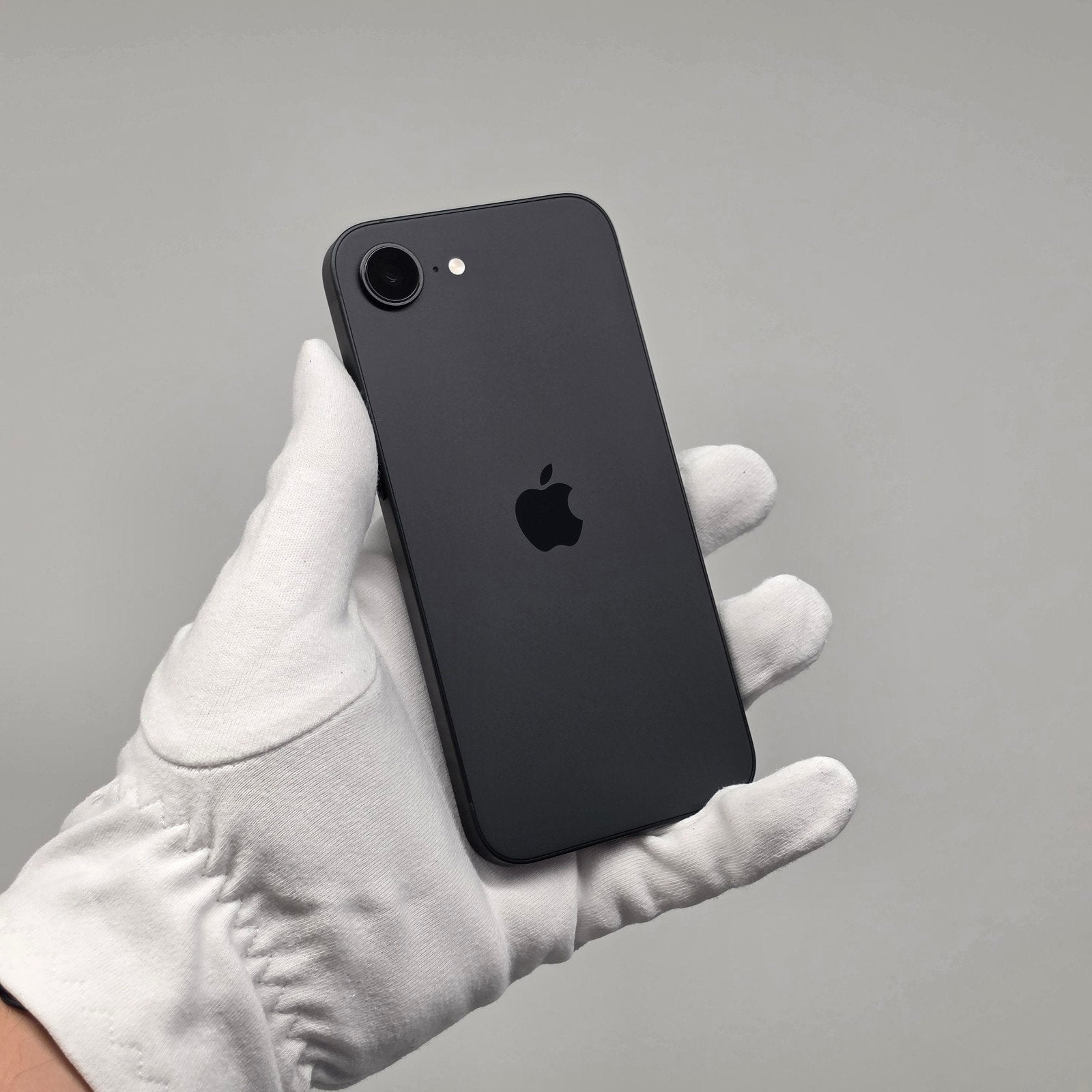 IPHONE 16E 5G 128GB BLACK, Telecommunicatie, Ophalen