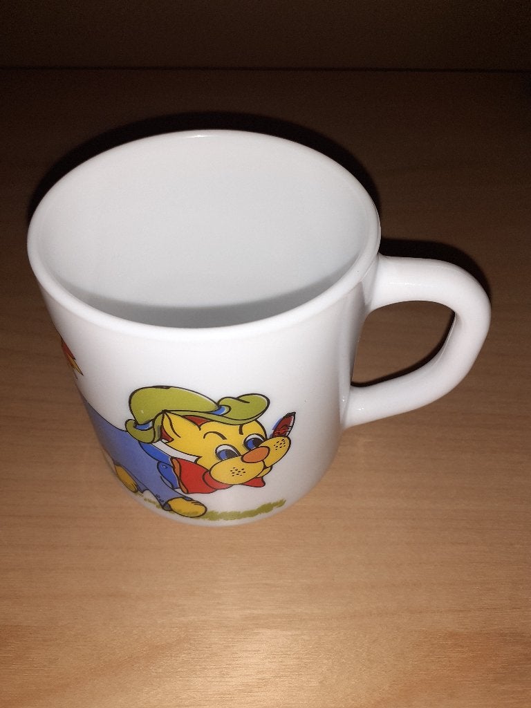 Tasse - Mug "Chien qui s'allonge" ARCOPAL Vintage, Maison & Meubles, Cuisine | Vaisselle, Mug, Vintage, Enlèvement, Utilisé
