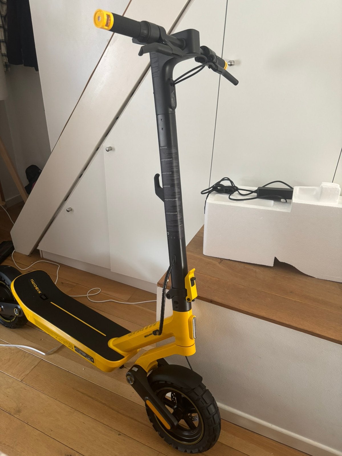Trottinette Xiaomi ultra 6 + casque M, Enlèvement, Comme neuf, Step électrique (E-scooter)