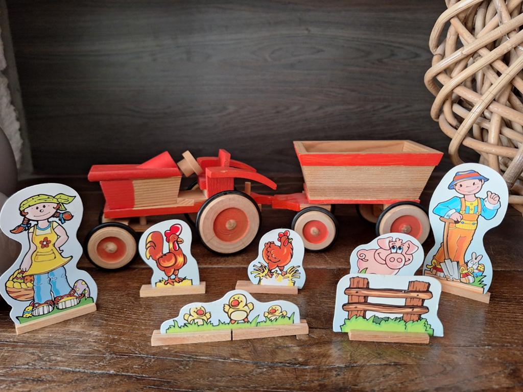 Houten tractor met aanhangwagen, Kinderen en Baby's, Speelgoed |Speelgoedvoertuigen, Ophalen, Zo goed als nieuw