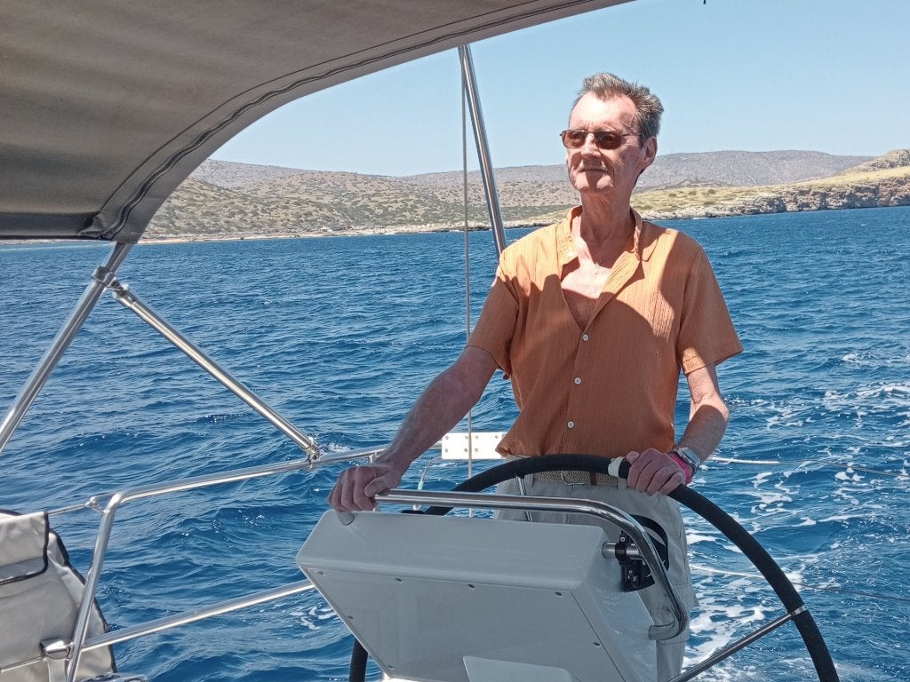 H 70 cherche compagne de voyage, Vacances