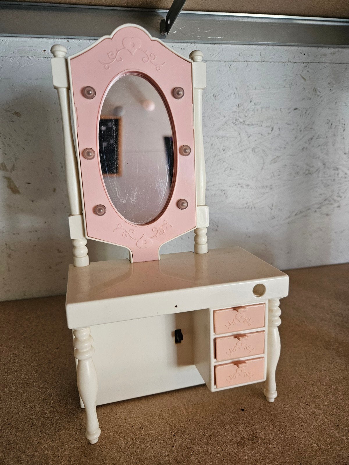 Vintage Barbie Kaptafel 1982 – Mattel Light-Up Vanity (Retro, Enlèvement