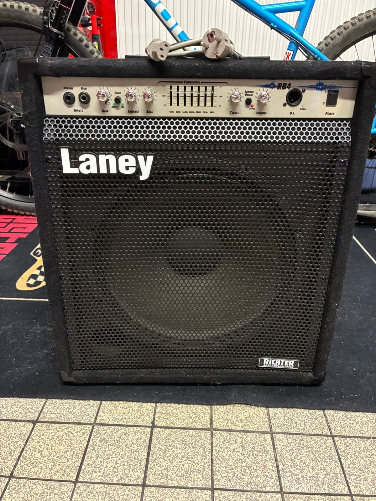 Laney Rb4 165watt, Musique & Instruments, Enlèvement, Utilisé, Guitare basse, 100 watts ou plus