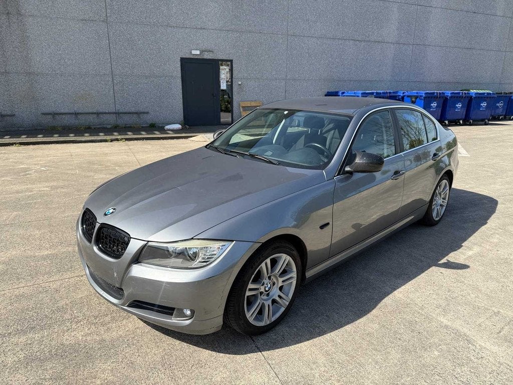 BMW - 2009 - 318 - SEDAN - Voiture particulière, Autos, BMW, Euro 5, Achat, Entreprise, Boîte manuelle