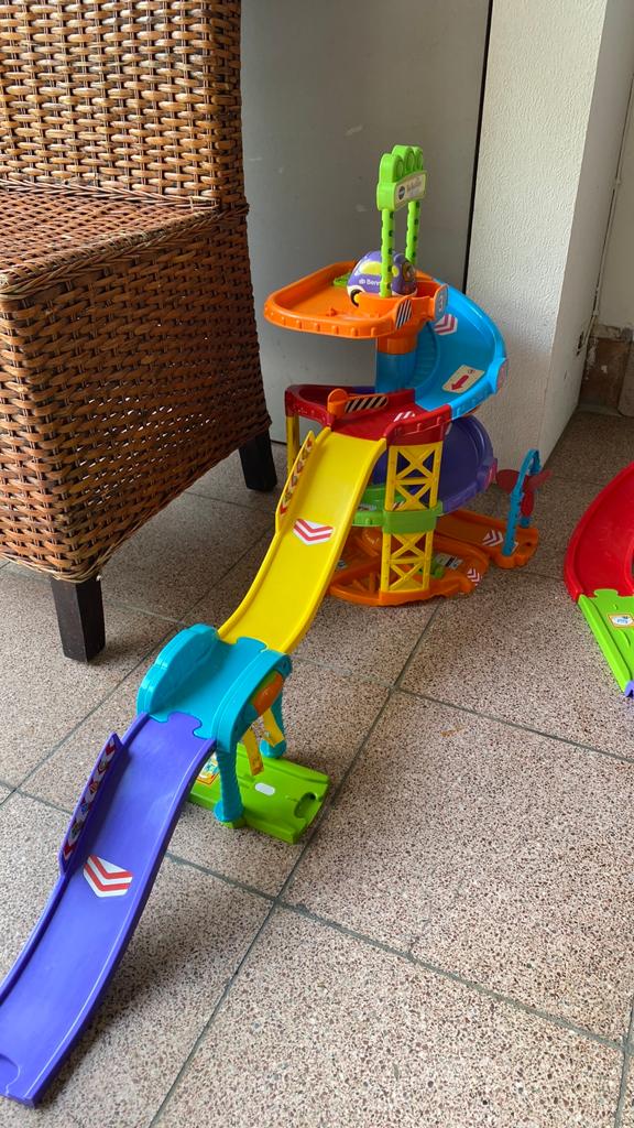Vtech toet toet auto, Enlèvement, Utilisé, 6 mois à 2 ans