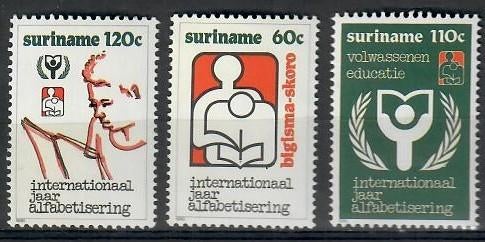 Suriname yvertnrs.: 1174/76 postfris, Postzegels en Munten, Ophalen of Verzenden, Postfris