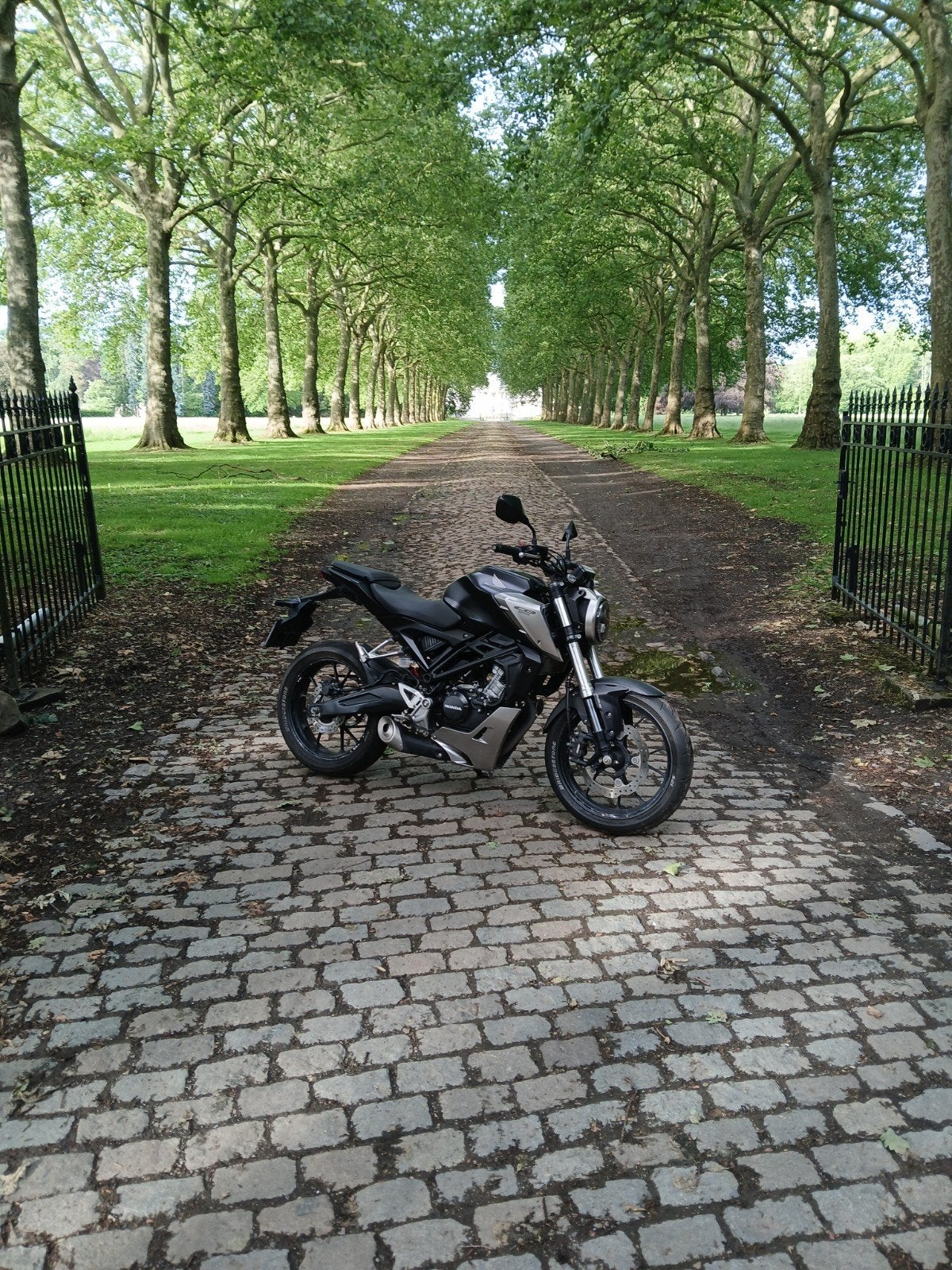 Moto CB125R te ruil, Particulier