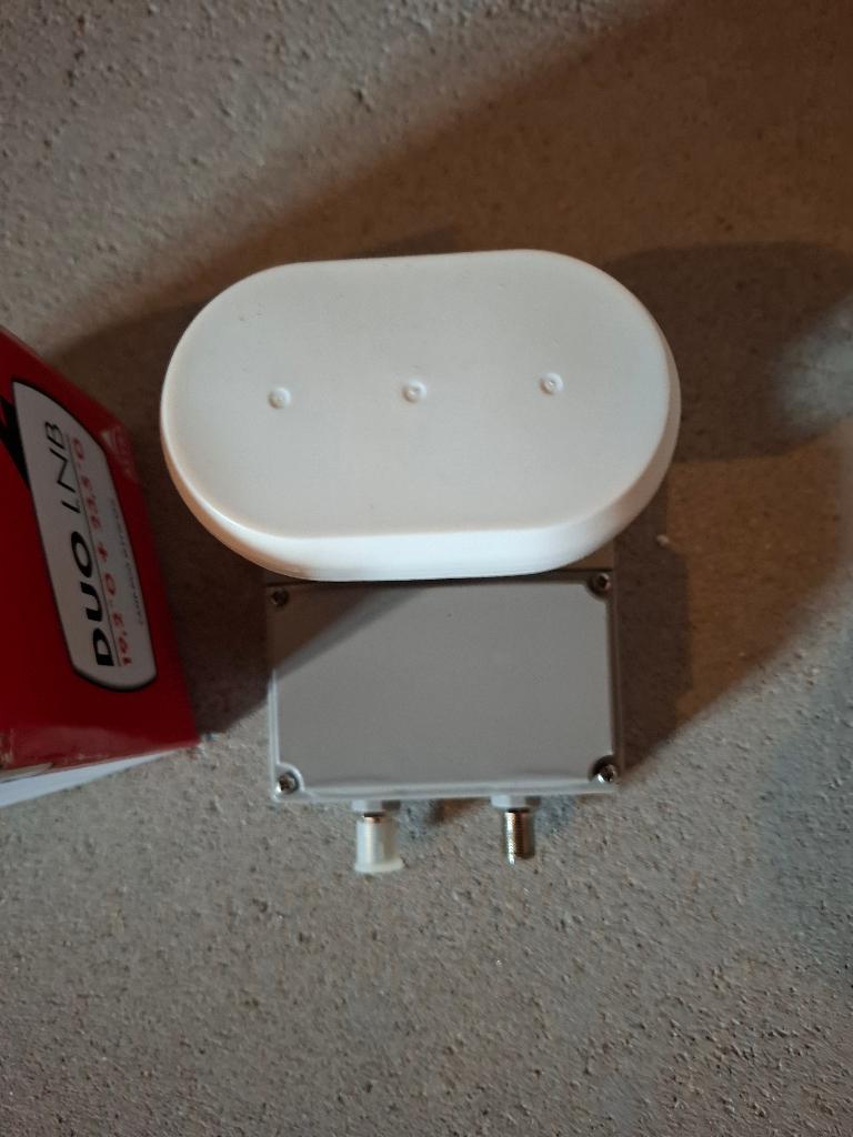 Duo  lnb kop schotelantenne 19,2 0 +/23,5 0, Audio, Tv en Foto, Schotelantennes, Ophalen, Nieuw, (Schotel)antenne-accessoires