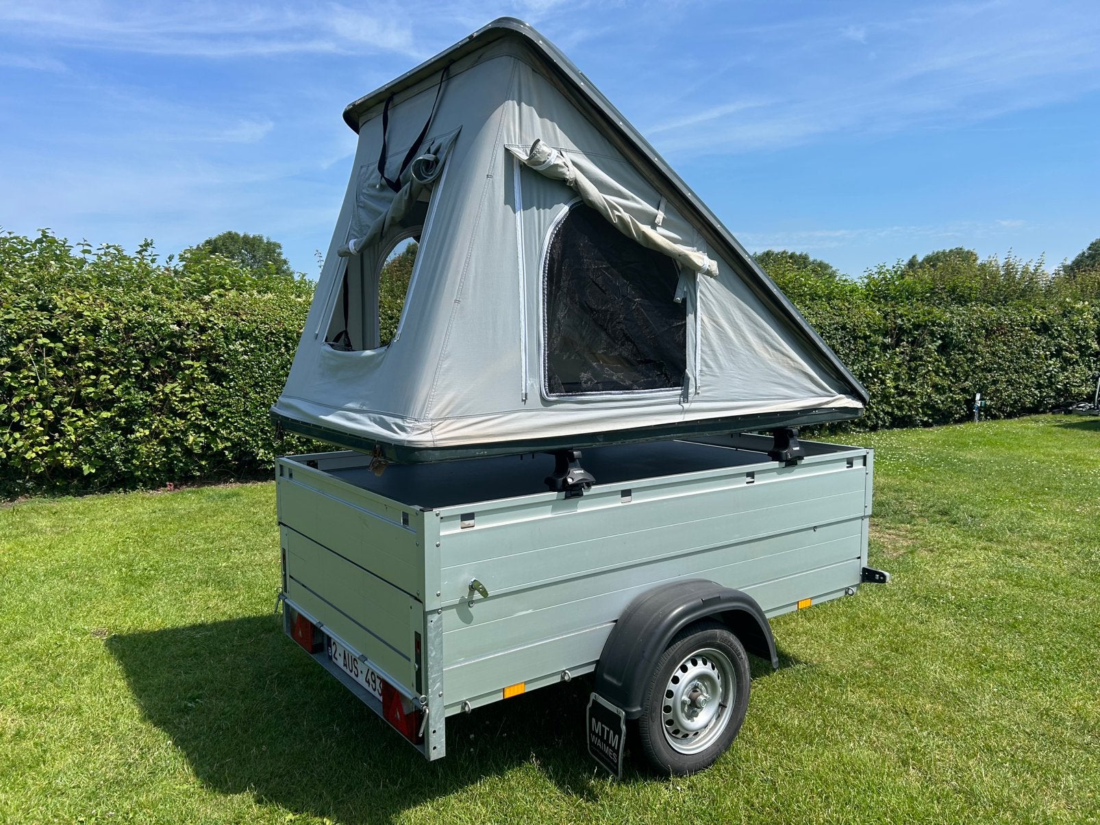 Tente de toit Hardshell, Enlèvement, Utilisé, Jusqu'à 2