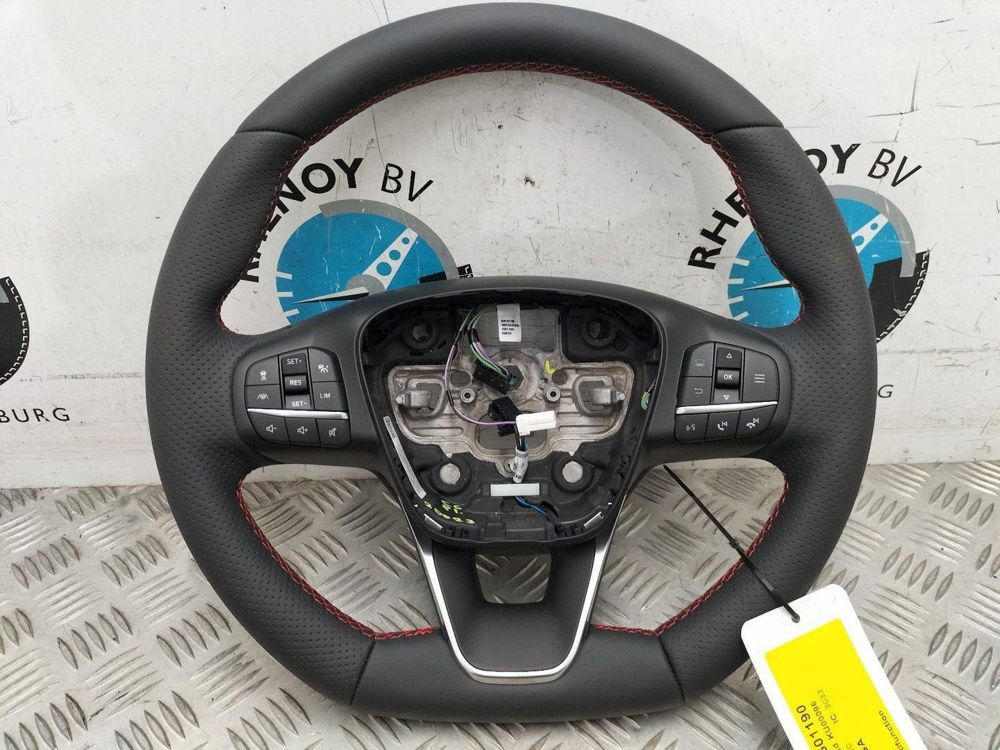 FORD KUGA STUURWIEL 2020, Ophalen of Verzenden, Gebruikt, Stiba lid