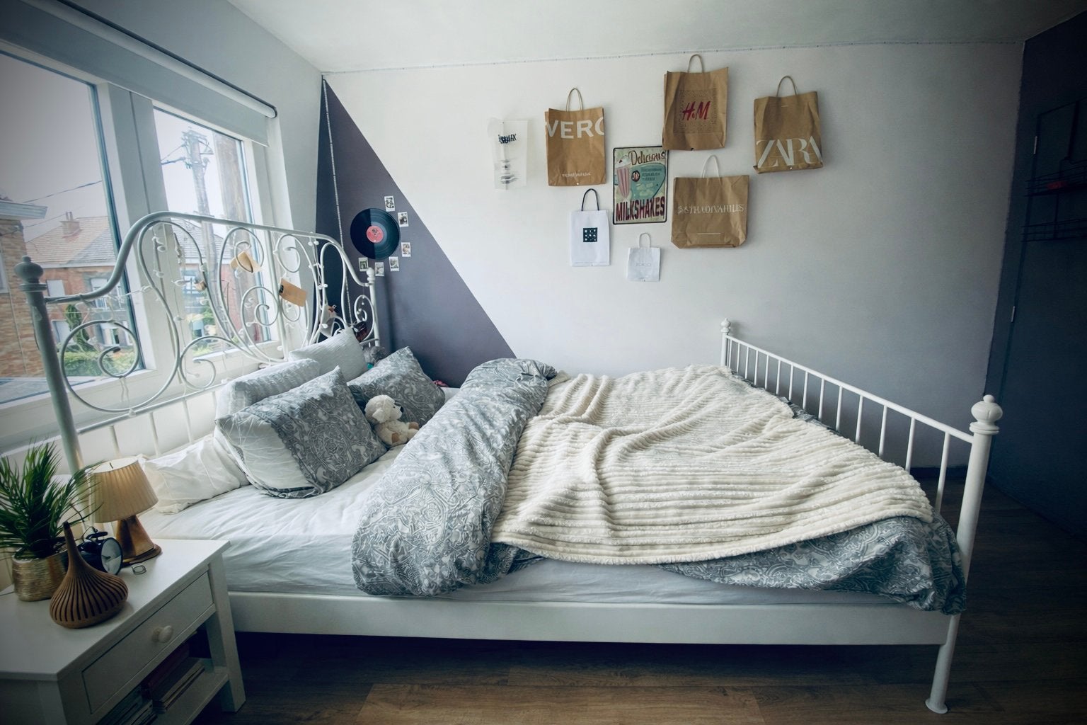2-persoonsbed in goede staat (160x200), Huis en Inrichting, Slaapkamer | Bedden, Ophalen, Zo goed als nieuw, Wit