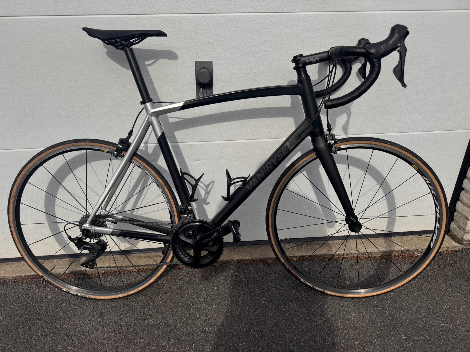 VanRysel EDR AF 105, Gebruikt, Aluminium, Meer dan 20 versnellingen, Ophalen