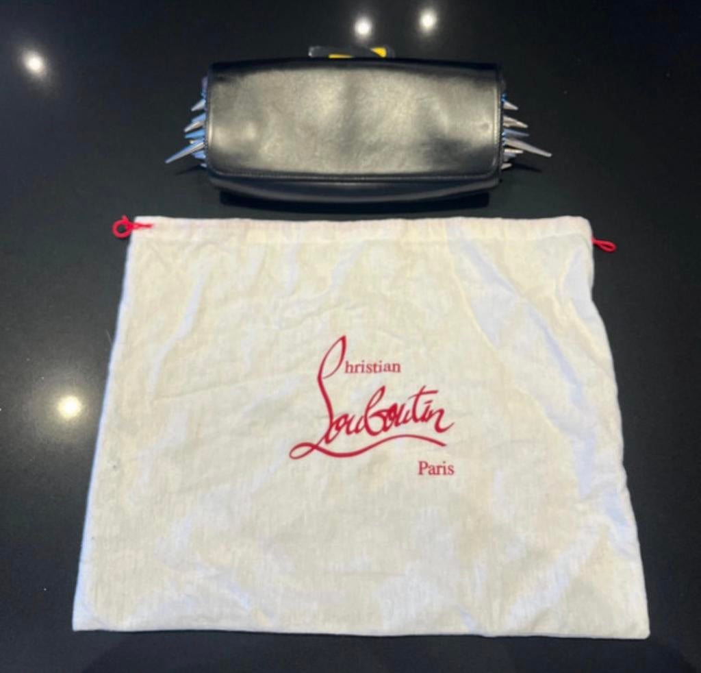 Christian Louboutin Paris : sac/pochette en cuir, Enlèvement, Noir, Sac à main