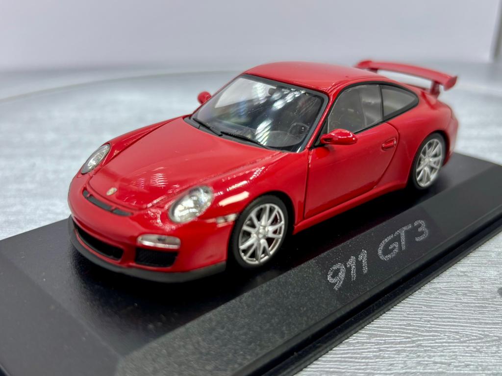 1:43 Porsche 911 GT3, Enlèvement ou Envoi, Comme neuf, MiniChamps