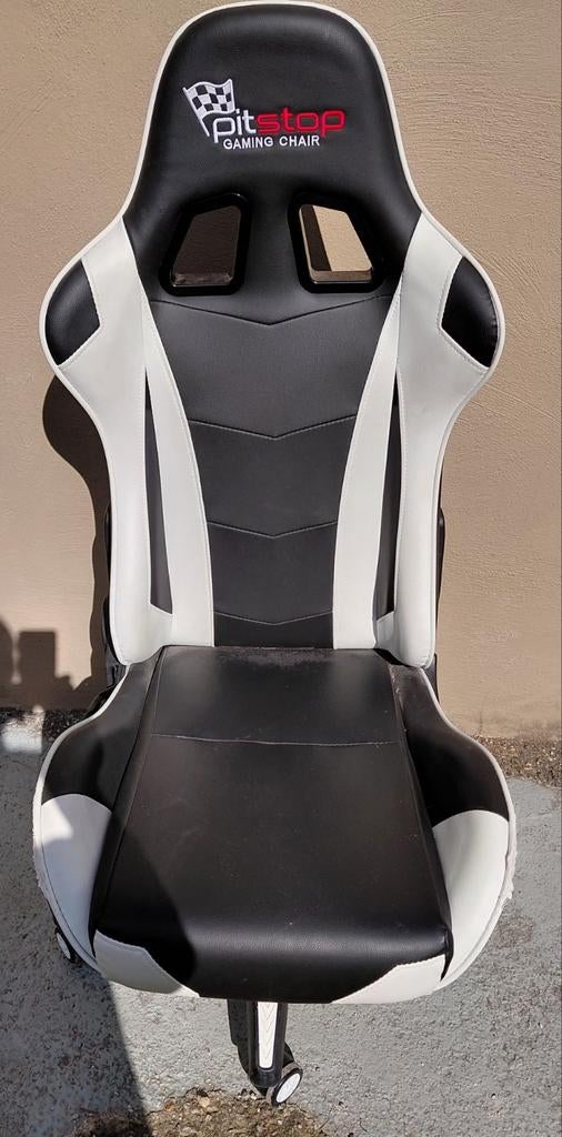 Gaming chair, Huis en Inrichting, Ophalen