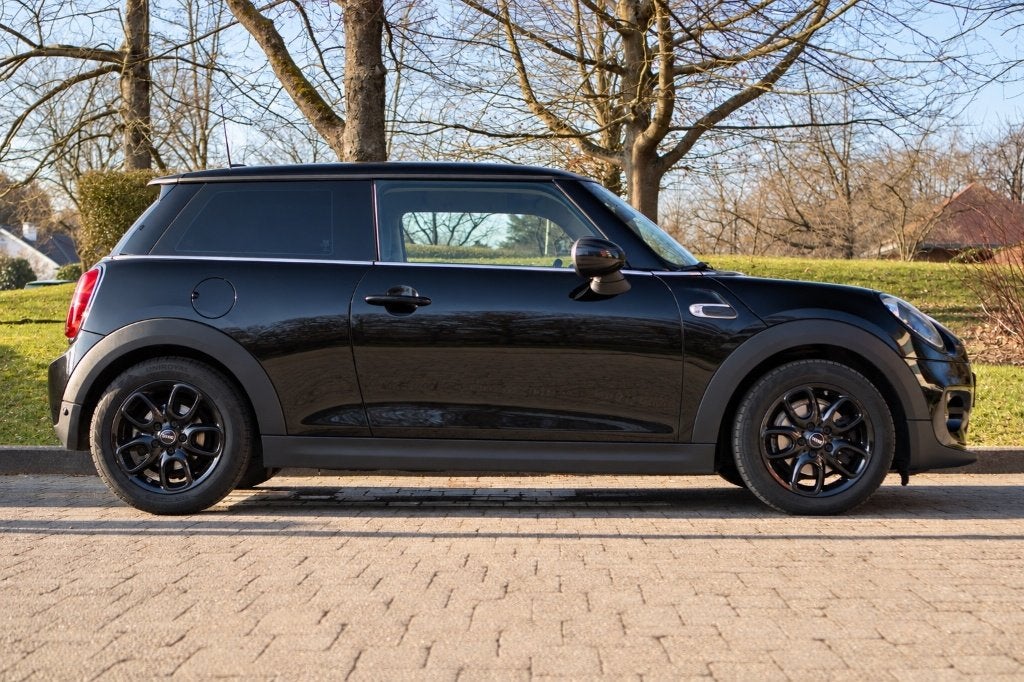 MINI Cooper 1.5 Auto - CarPlay - Verwarmde zetels, Auto's, 4 zetels, Euro 6, Elektrische ramen, 109 g/km
