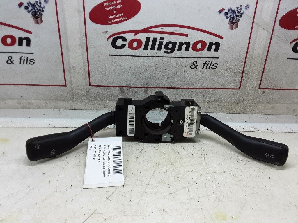 COMMUTATEUR Seat Toledo (1M2) (01-1998/05-2006) (8L0953513G), Mevr. I. Hauben, Utilisé, Rue de l'Espoir 34 34
4030  GRIVEGNÉE, BE