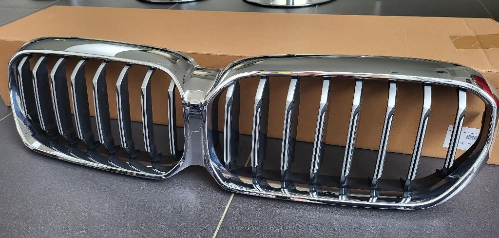Originele gril BMW 5 serie G30 / G31, Ophalen, Gebruikt, Voor, Bumper