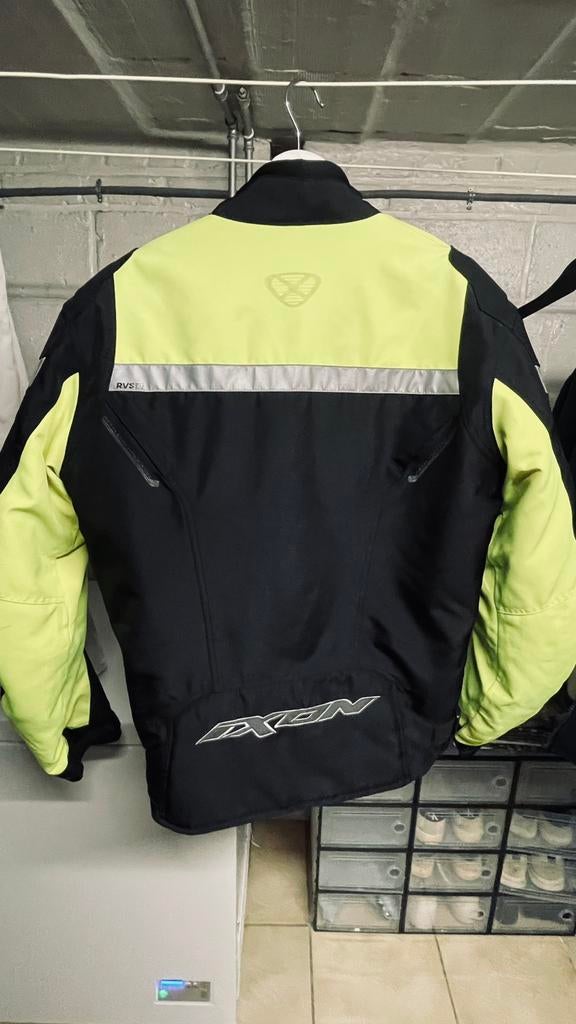 Veste moto, Ophalen