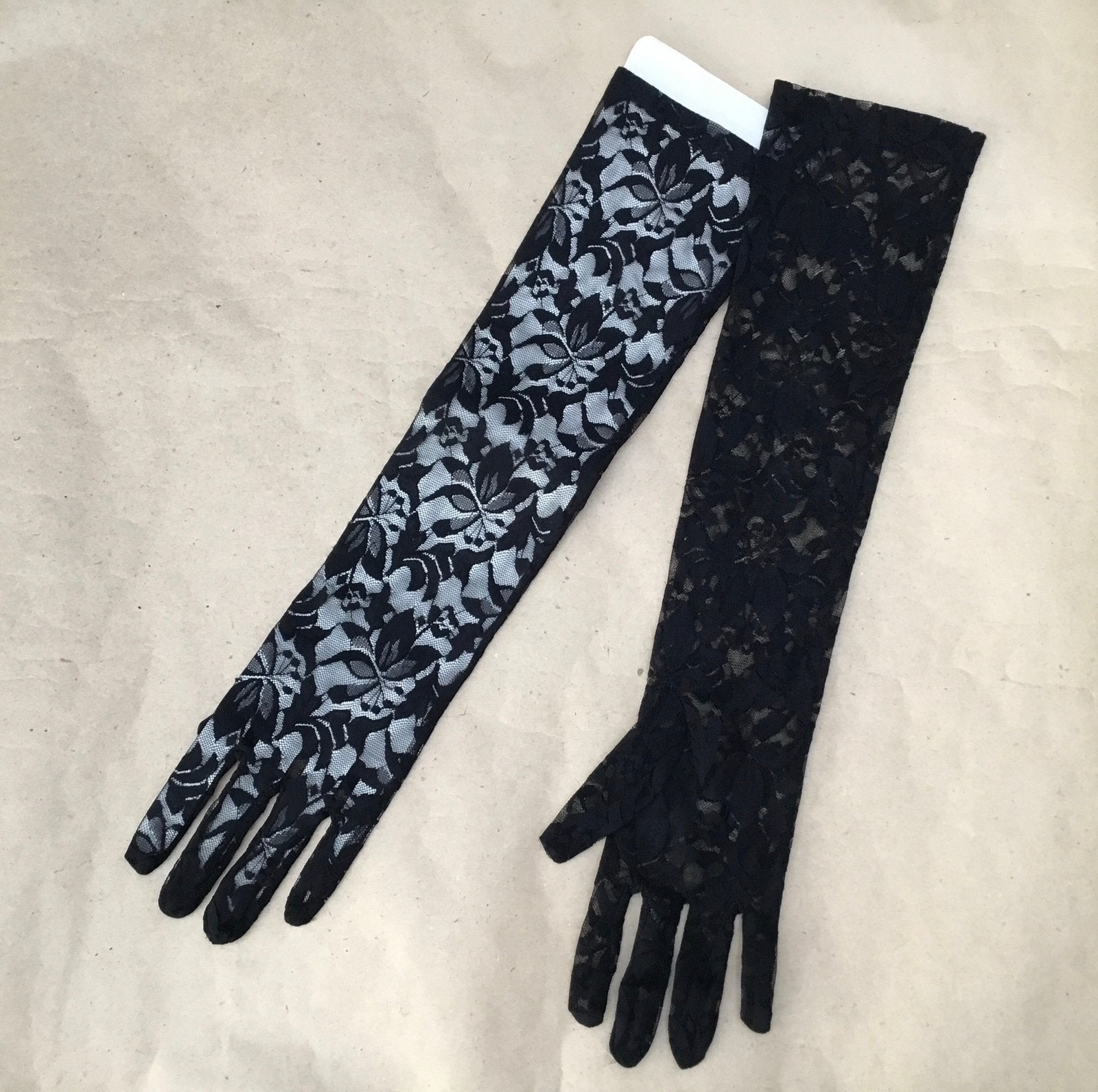 Gants longs noirs en dentelle à motif floral neuf, Bijoux, Sacs & Beauté, Accessoires Autre, Enlèvement ou Envoi, Neuf