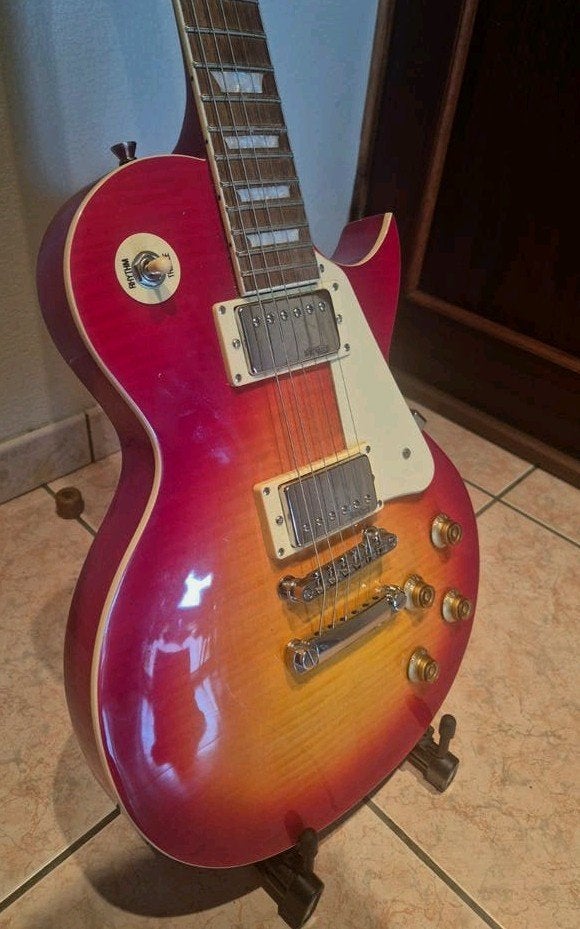 « Ampli Vintage V100 Les Paul + — état neuf avec boîte », Enlèvement, Neuf, Solid body, Avec ampli