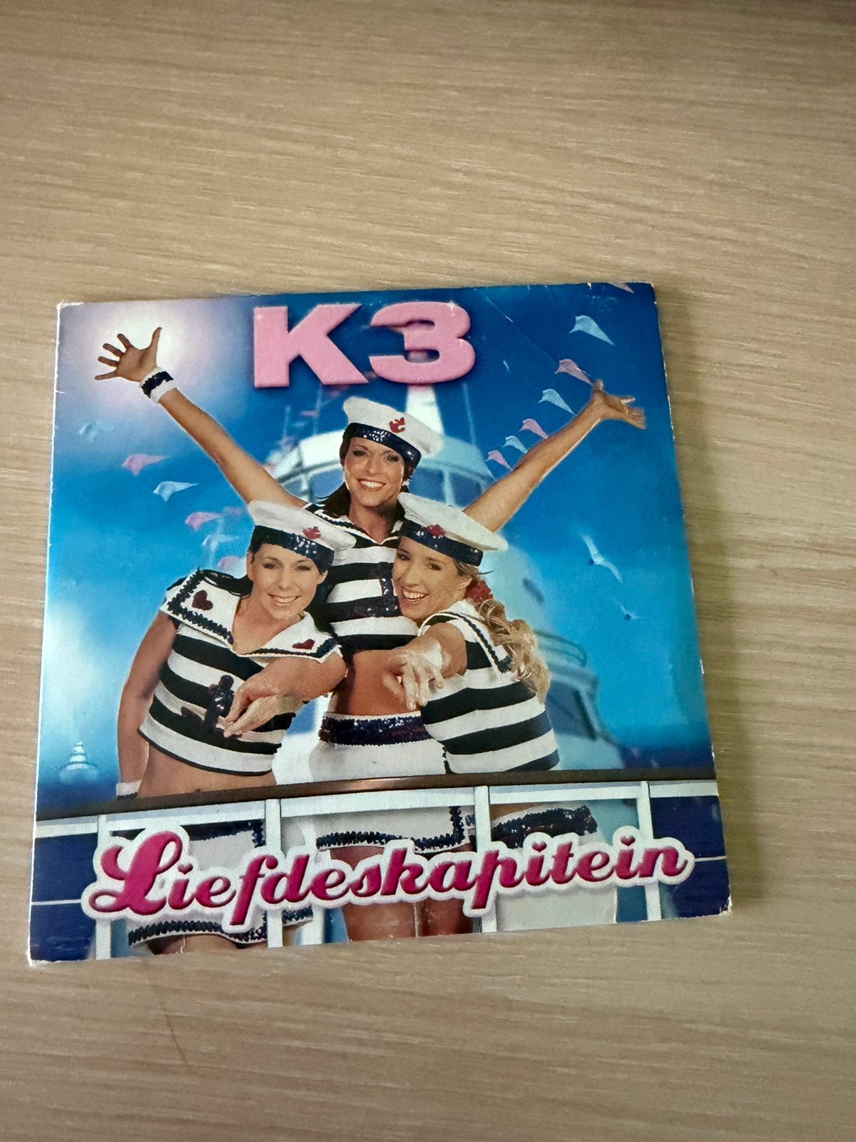 Cd singel k3 liefdeskapitein, CD & DVD, CD | Enfants & Jeunesse, Enlèvement ou Envoi, Comme neuf